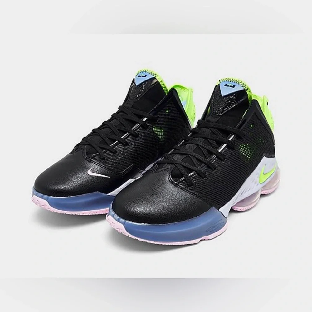 NIKE LEBRON 19 LOW SEASONAL BASKETBALL SHOES - Picture 2 of 5